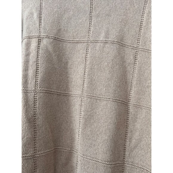 NorthCrest Classic Sweater. Size L. - Picture 7 of 9